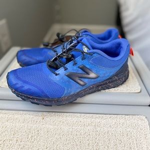 Blue New balance men’s trail shoes